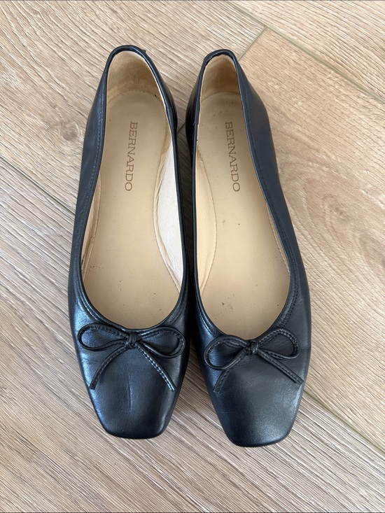 Bernardo Shoes - Bernardo Black Leather Square-Toe Ballet Flats with Bow